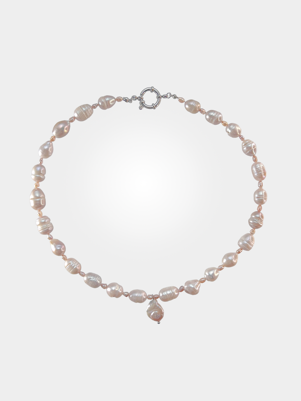 Lustre Loop Necklace