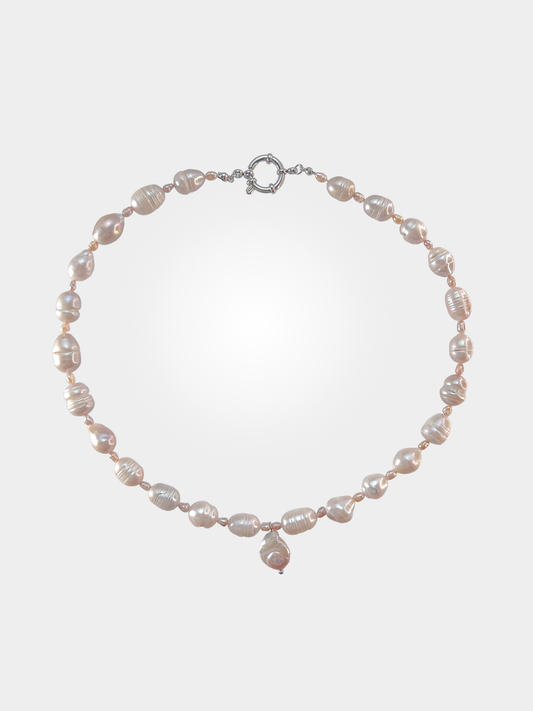 Lustre Loop Necklace